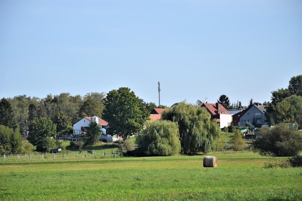 Konflikt z sąsiadem o drogę dojazdową