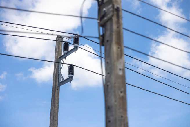 Utrudnienia w zagospodarowaniu działki z powodu urządzeń przesyłowych