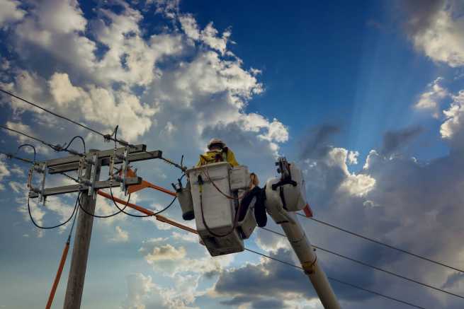 Postawienie nowej linii energetycznej na miejscu starej - odszkodowanie lub wynagrodzenie